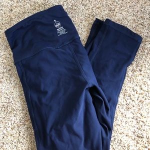 Senitas cropped dark blue leggings